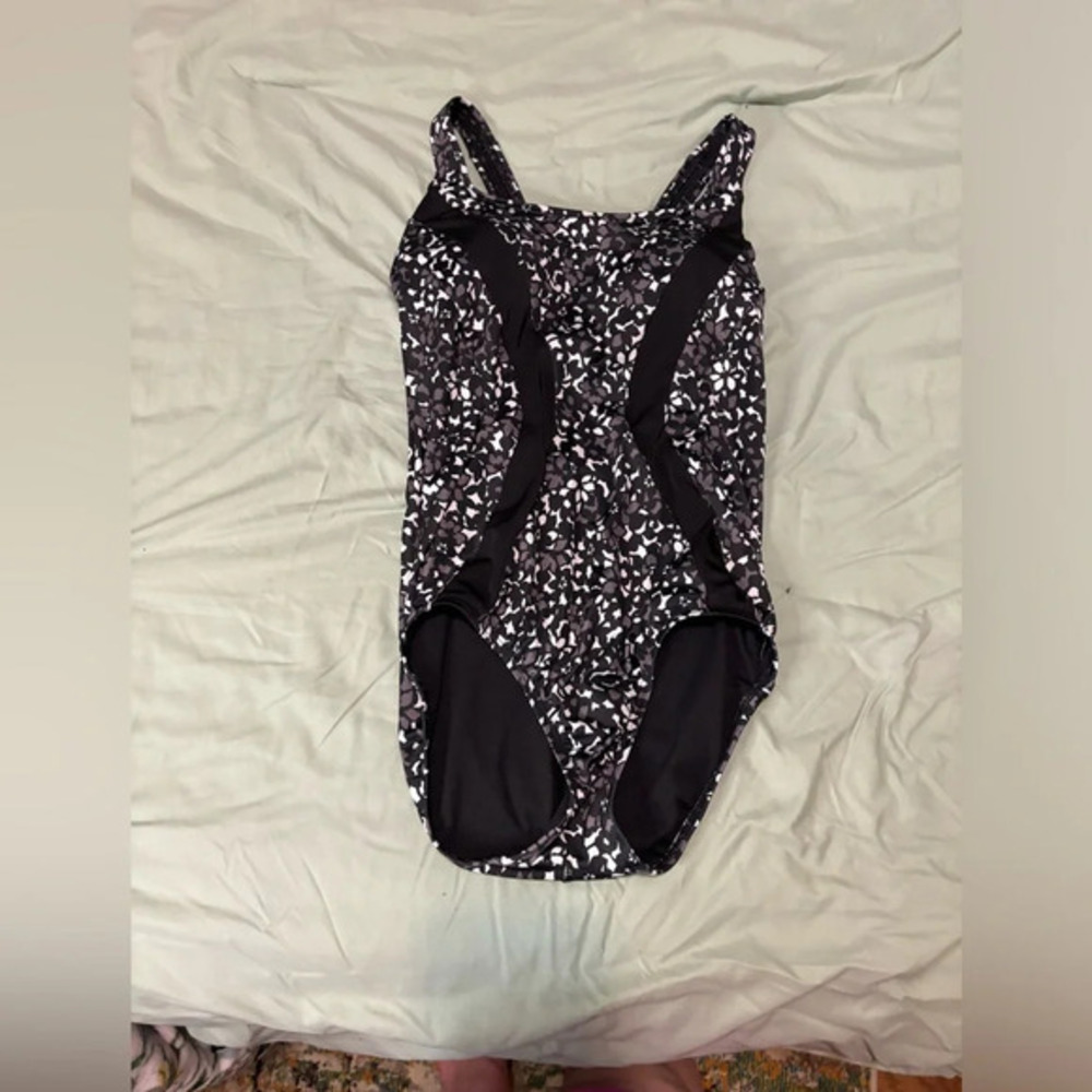 LANDS END Black Gray Slimming Scoop Neck One Piece Swimsuit 6
